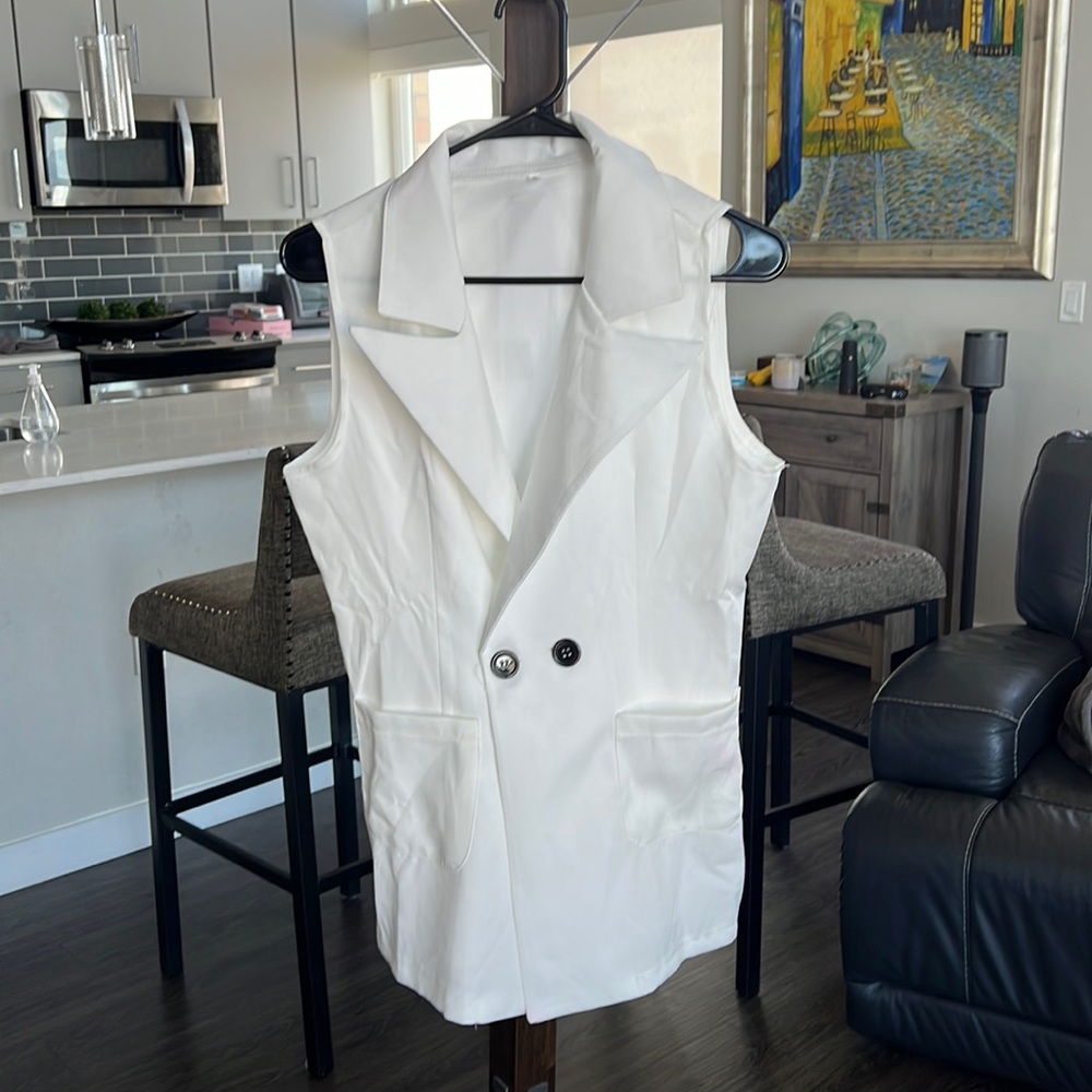 two piece vest short set new without tags never worn